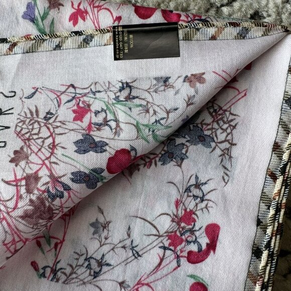 DAKS, Intermode, Laura Ashely Lot of 4 handkerchief Made in Japan 18 X 18 New - Picture 6 of 13